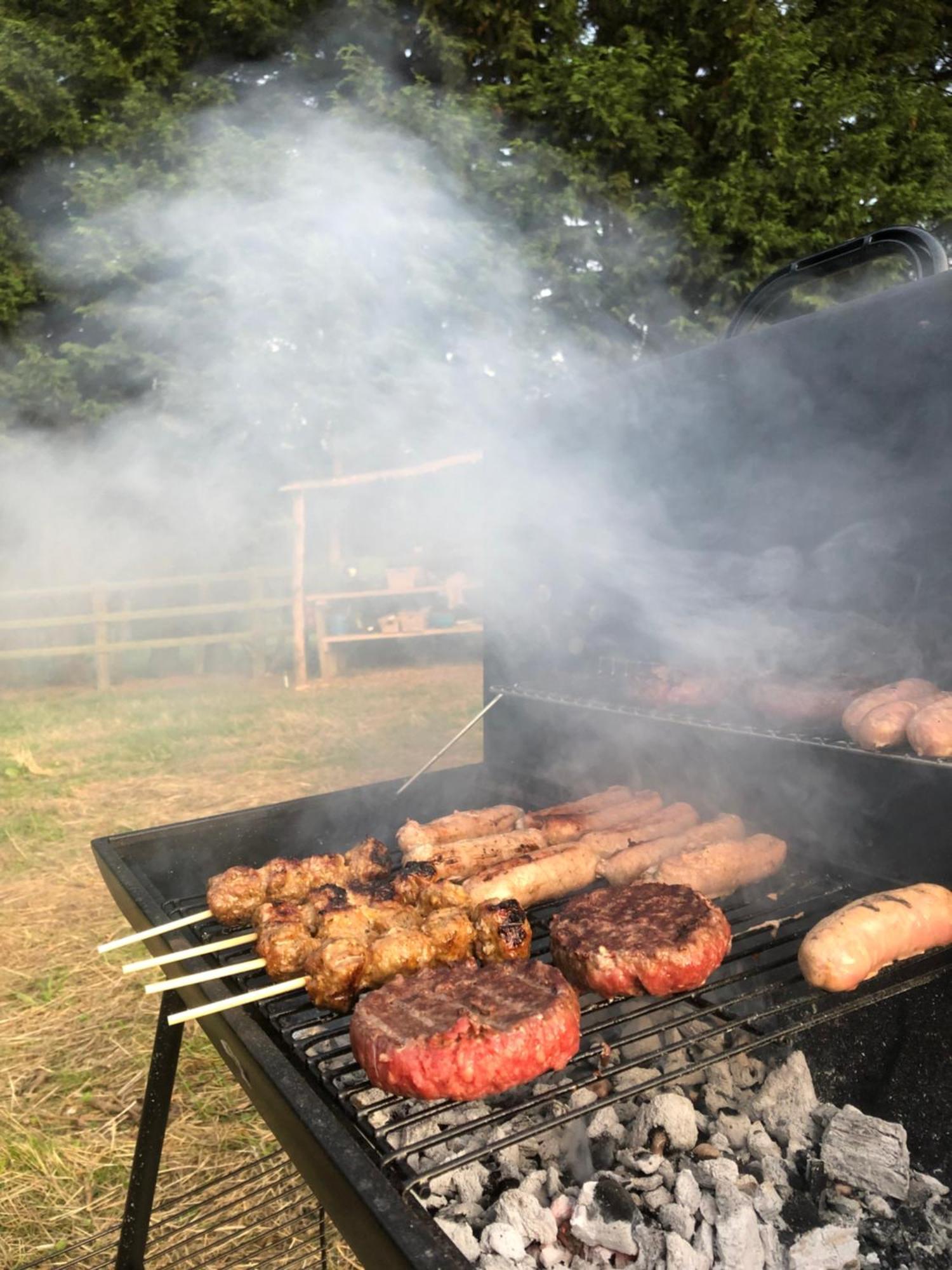Swallows Oast Glamping Sedlescombe Екстериор снимка